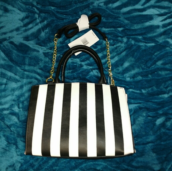 *SOLD*Betsey Johnson purse handbag butterfly - Picture 3 of 5