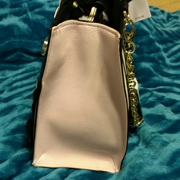 *SOLD*Betsey Johnson purse handbag butterfly - Picture 5 of 5