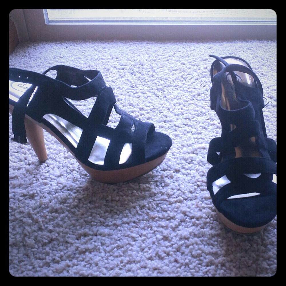 Gently worn Candies black heels