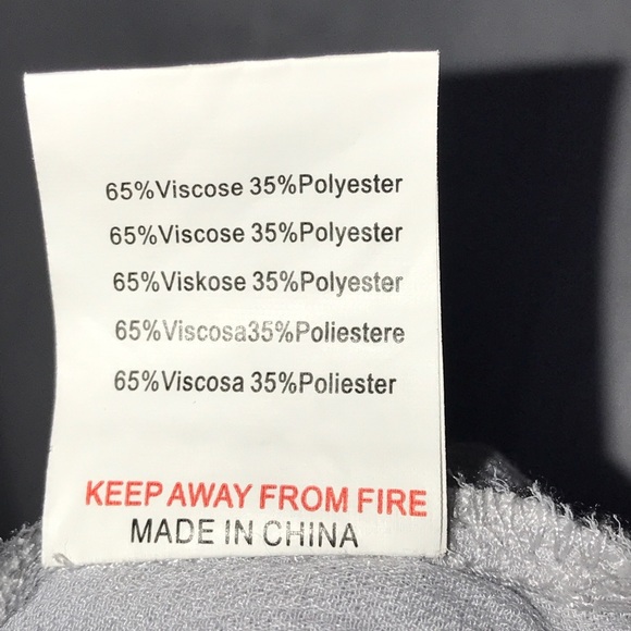 Alice & You v-neck peasant top - Picture 2 of 3