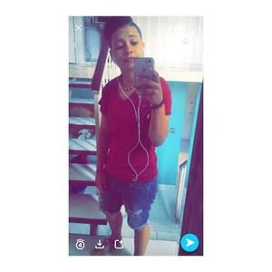 Meet your Posher, Gabriela