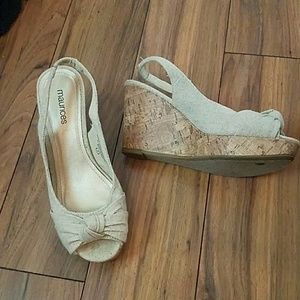 Size 7 khaki canvas wedges