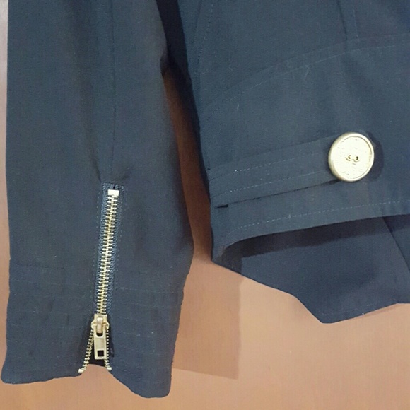 Jacket - Picture 3 of 3