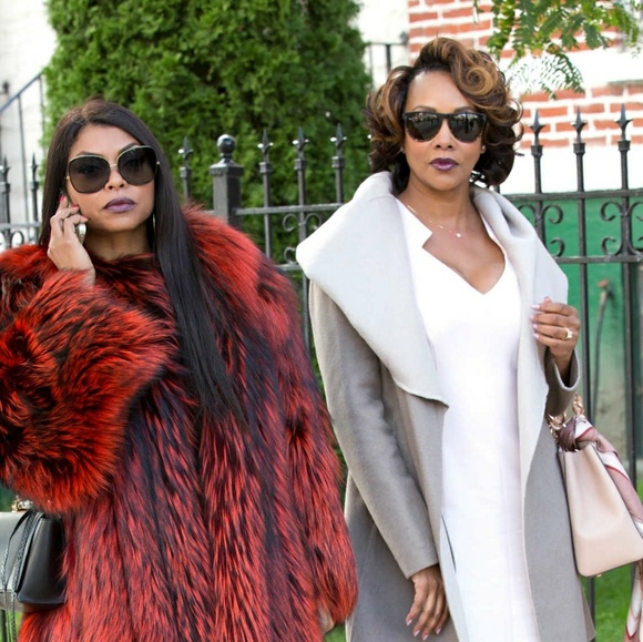 ISO Torrid Empire Cookie Lyon Ombre Fur Coat 4x - Picture 3 of 8