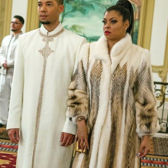 ISO Torrid Empire Cookie Lyon Ombre Fur Coat 4x - Picture 8 of 8