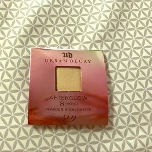 MAKE OFFER TRAIL SIZE Urban decay highlighter sin
