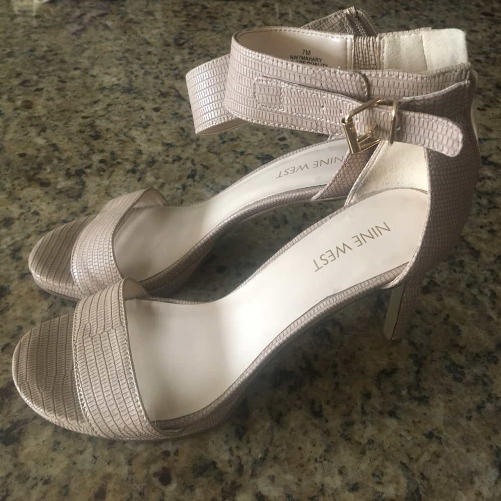 Nude Nine West heels