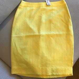 The limited yellow pencil skirt size 0