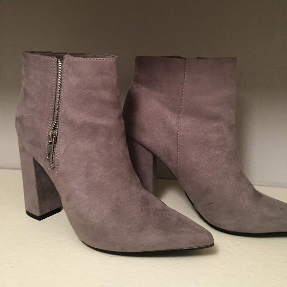 Forever 21 Gray Suede Booties