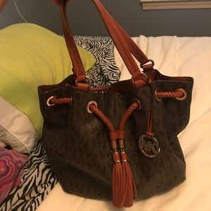 MK PURSE
