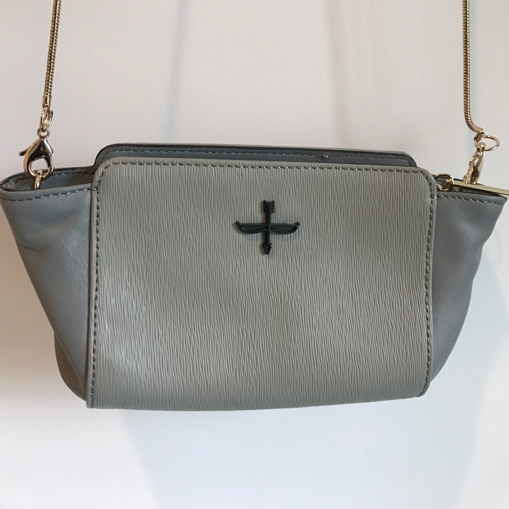 Pour La Victoire shoulder bag