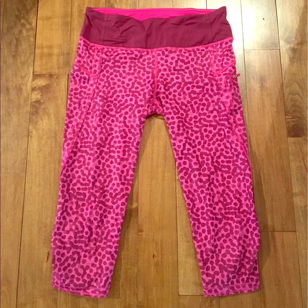 Lululemon cropped tights size 6