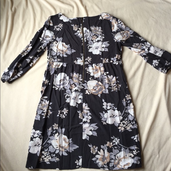 👜DONATED🌂 - Picture 3 of 8