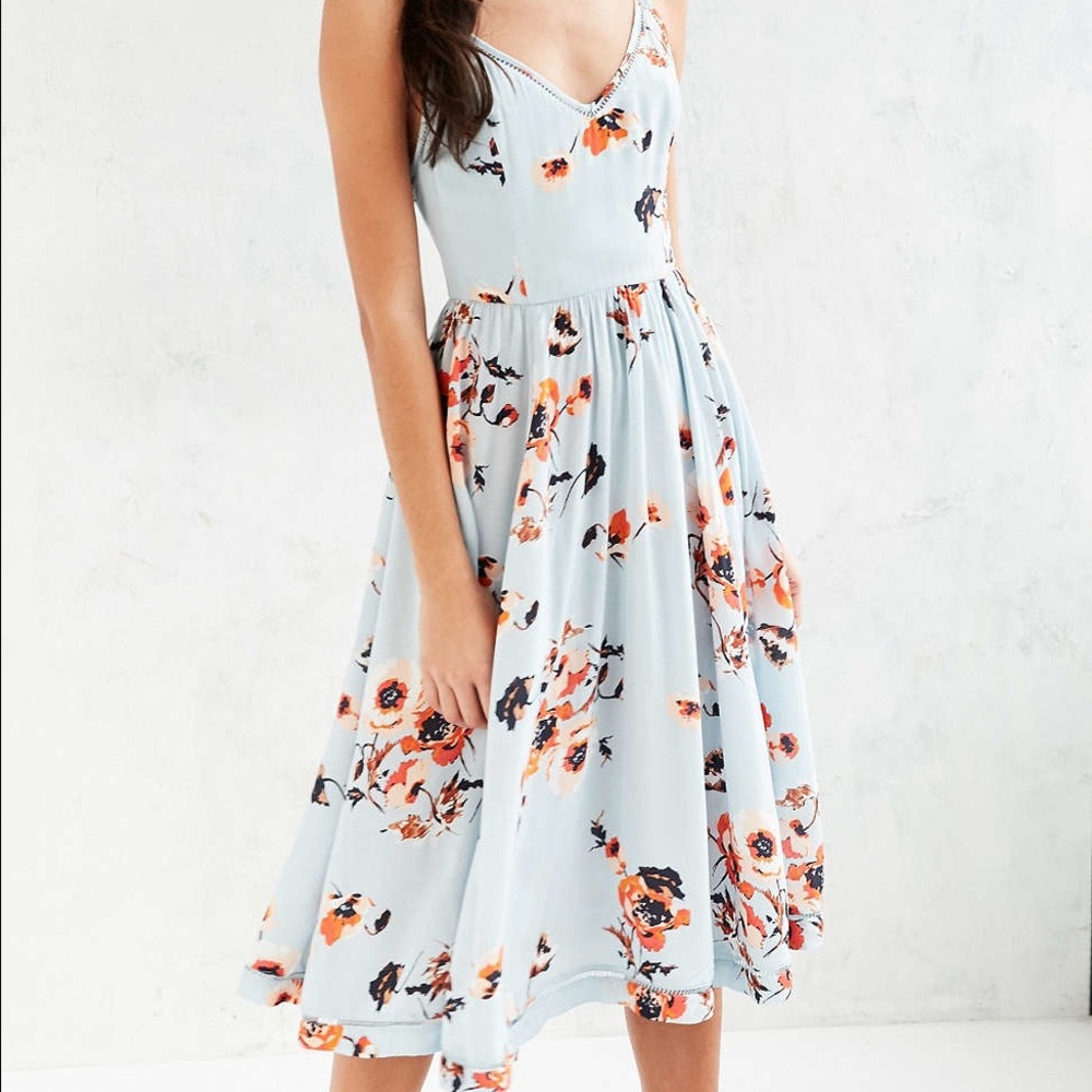 ISO Kimchi Blue Cindy Floral Dress