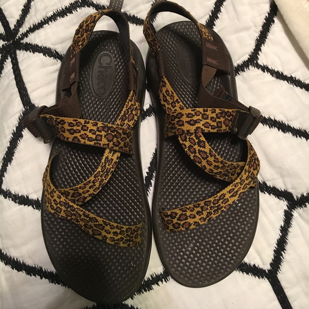 Leopard Chacos