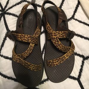 Leopard Chacos
