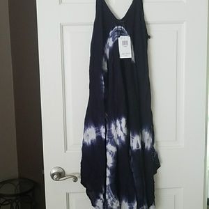 Nwt hankerchef style sundress