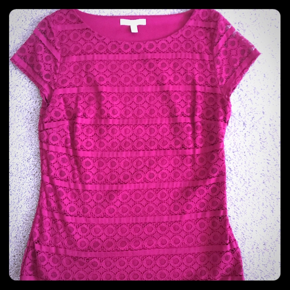 Banana Republic maroon short sleeve top!