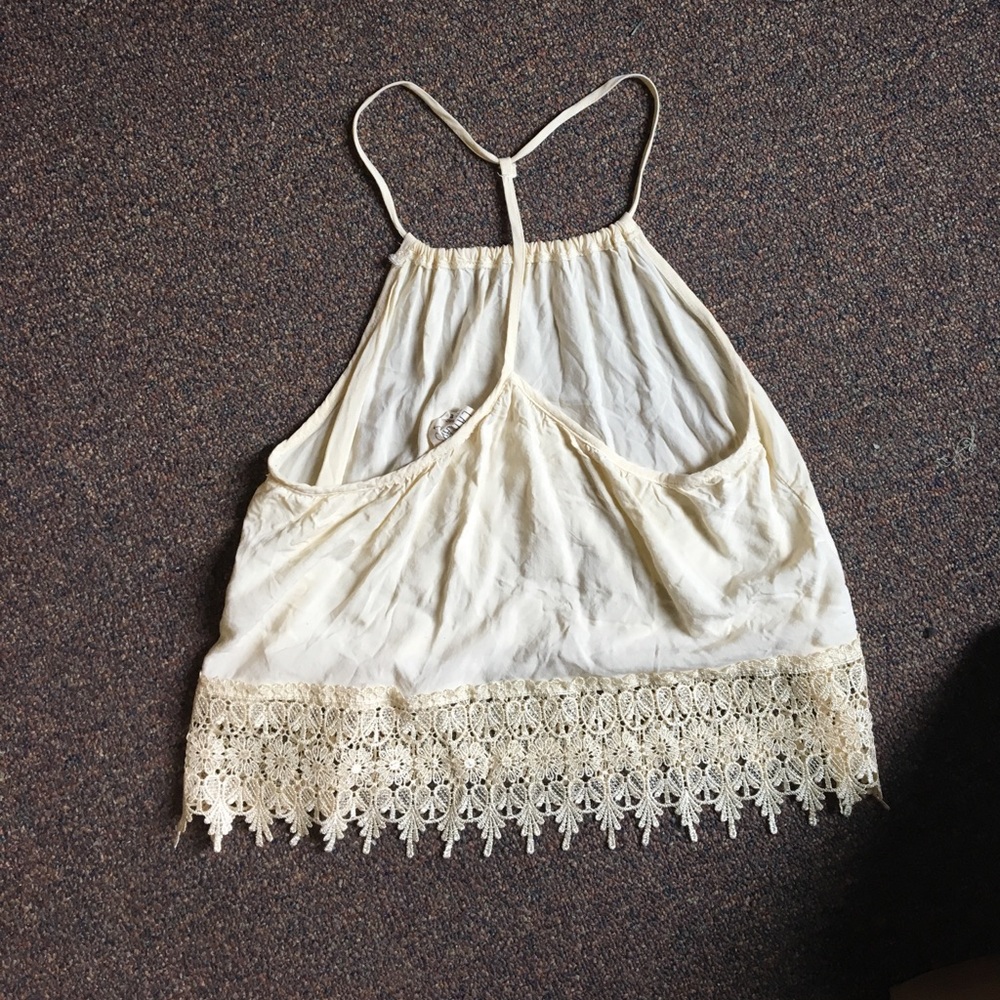 Racer-Back Cropped Top - Picture 2 of 4