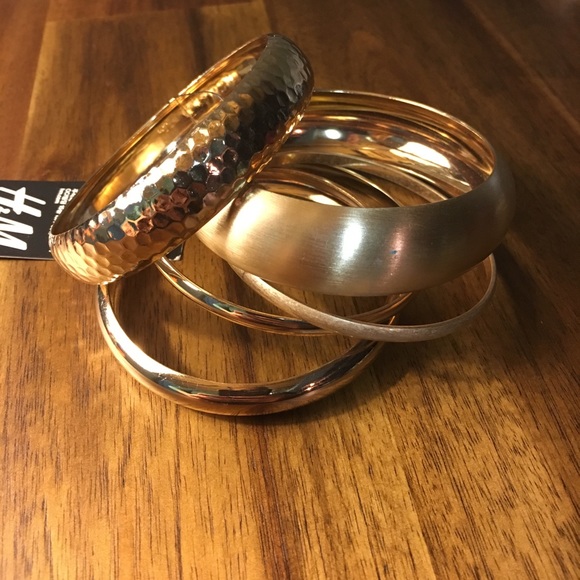 Set of gold bangles from H&M - Picture 2 of 3