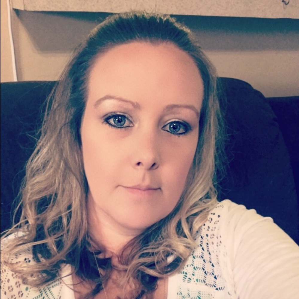 Meet your Posher, Alicia