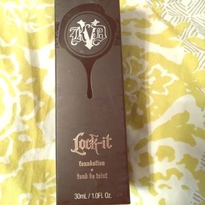 Kat Von D Lock-It Foundation Light Neutral 49