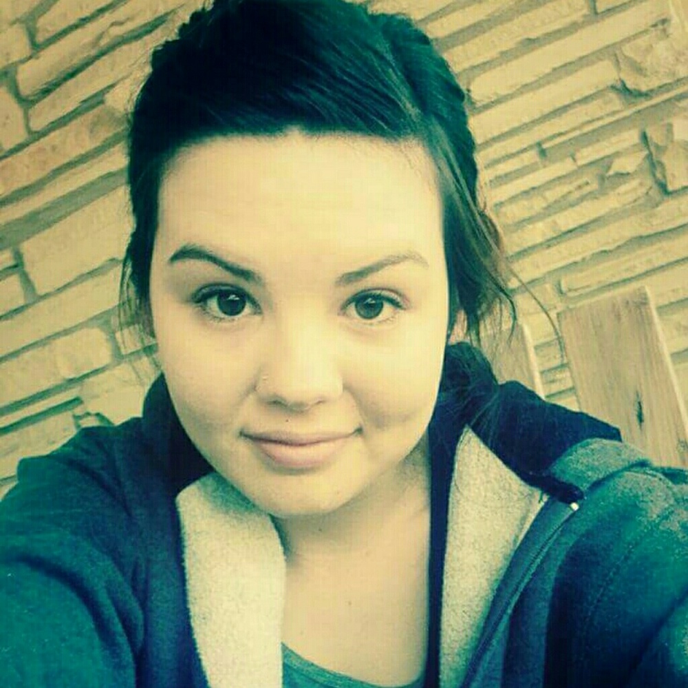 Meet your posher, Kaitlyn.