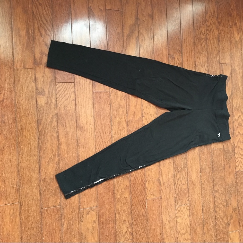 Black Victoria's Secret sweatpants
