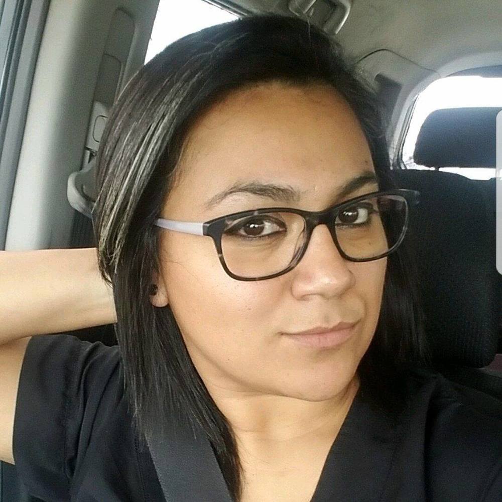 Meet your Posher, Stephany