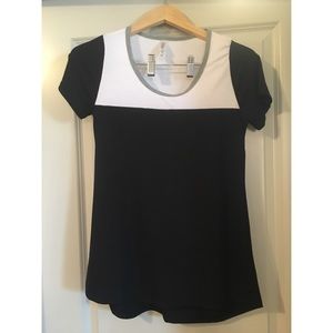 Lularoe Classic Tee