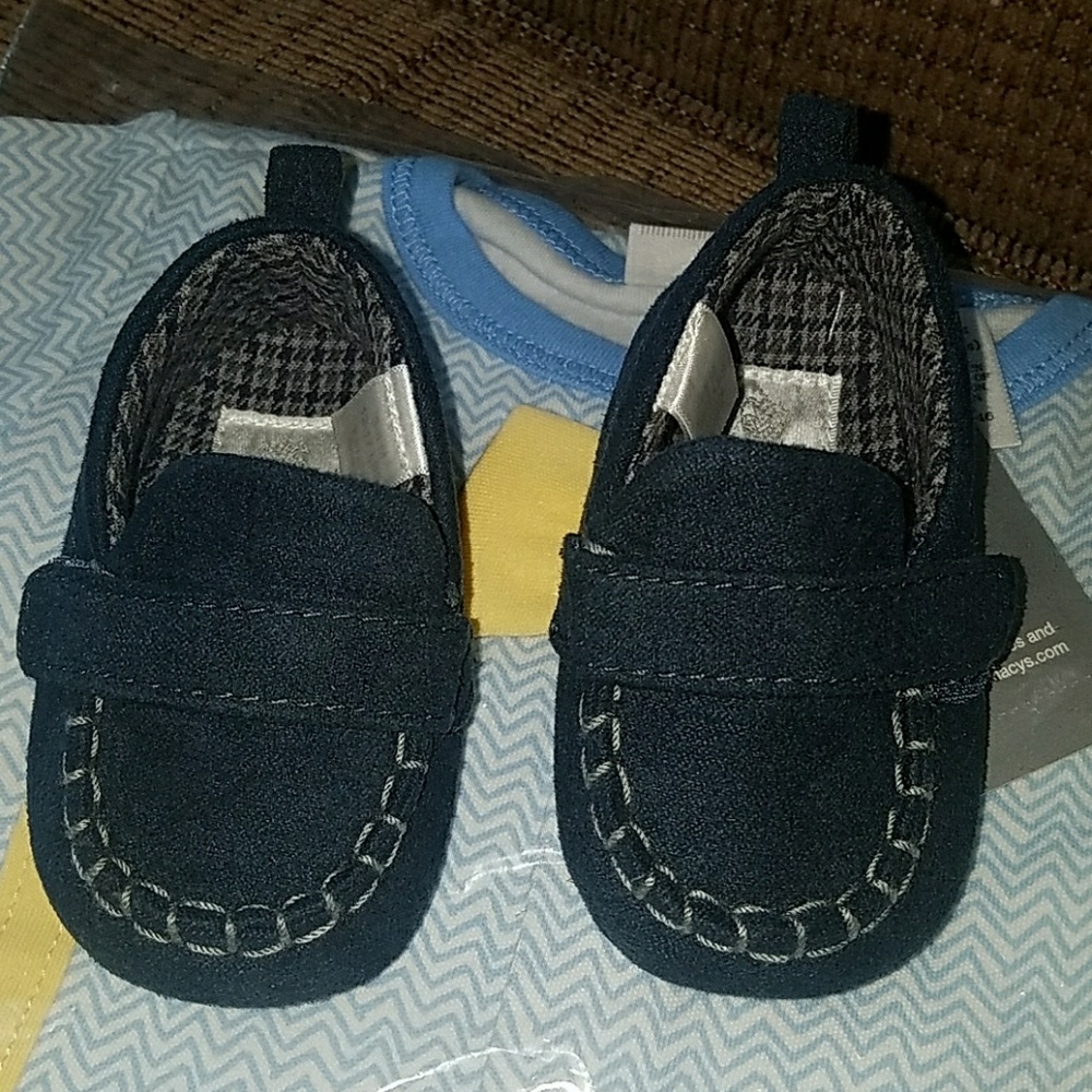 FAO Schwartz Navy Blue Loafers SZ 3-6 months