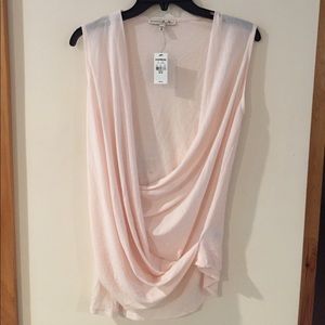 Sleeveless top in light pink