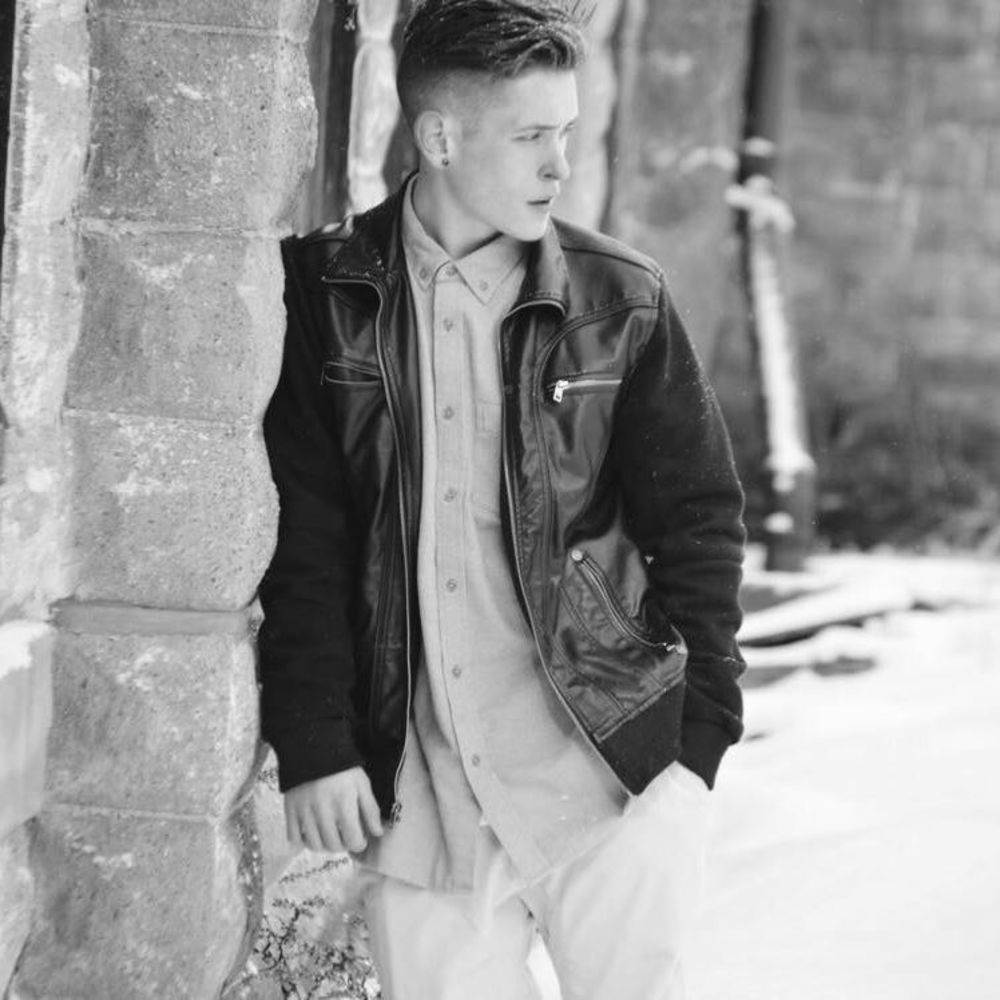 Meet your Posher, Eli