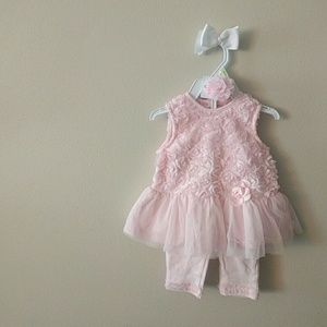 🌈SALE Little Me 2 Piece Set with Clip 6 Months
