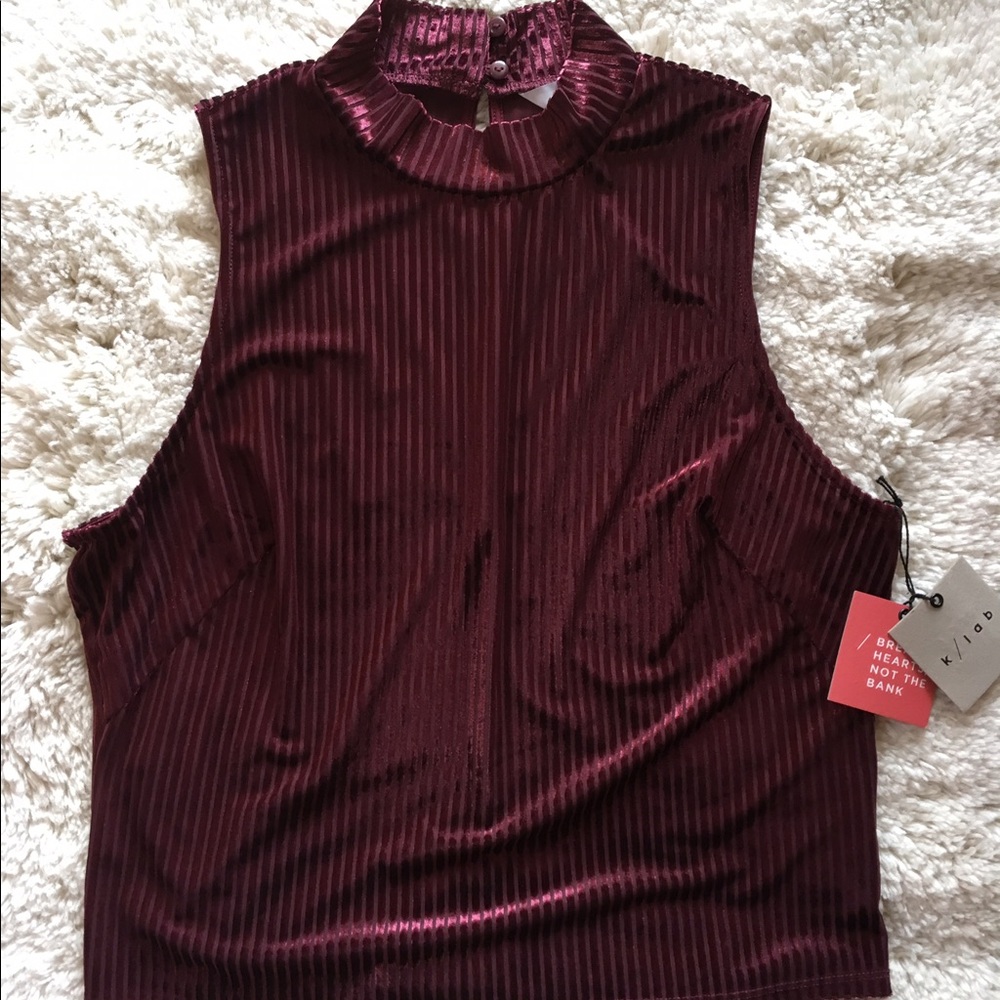 K/Lab Velvet Ribbed Crop Top - Large - Picture 2 of 2