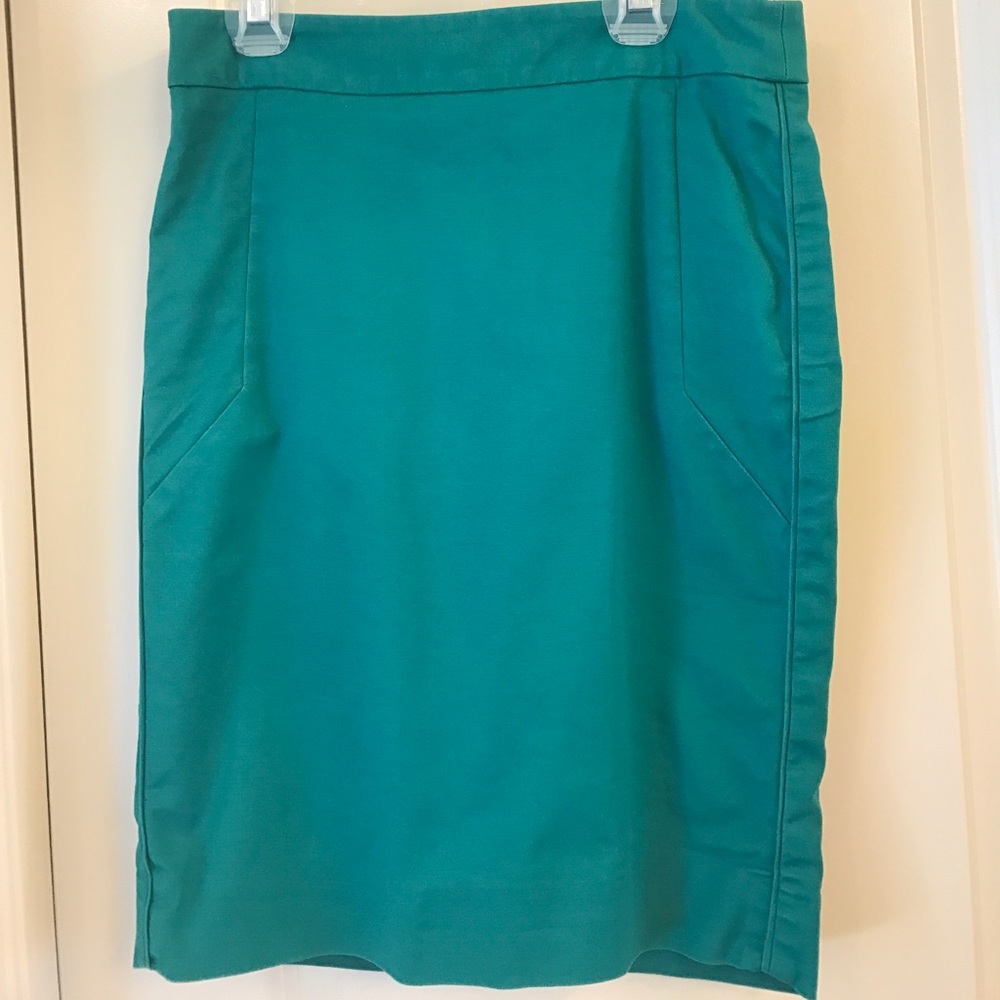 Green pencil skirt