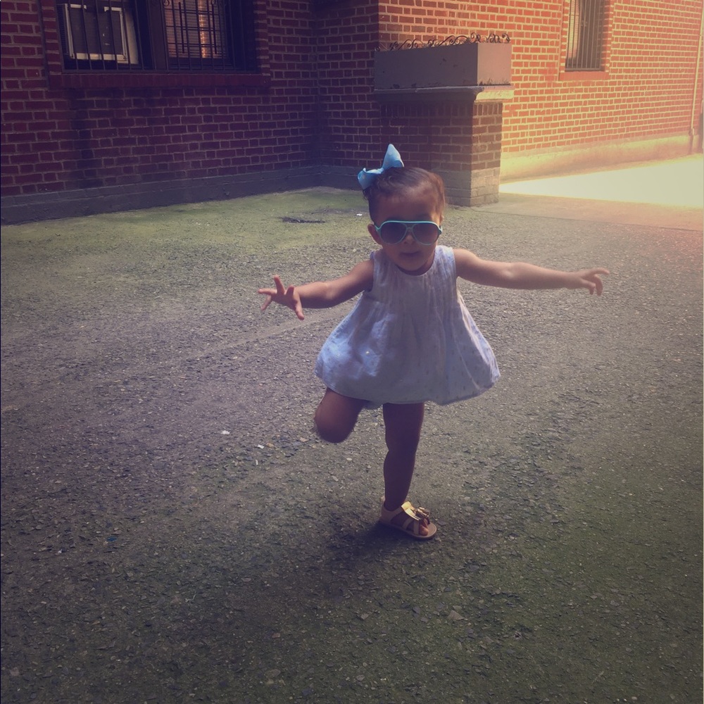 Meet your Posher, Mirtha