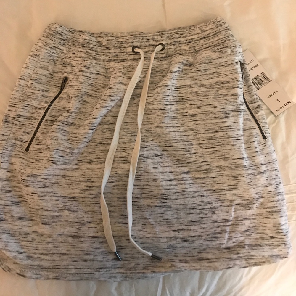 Women's white heather skort