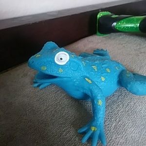 Meet your Posher, Merline