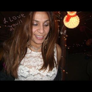 Meet your Posher, Maria