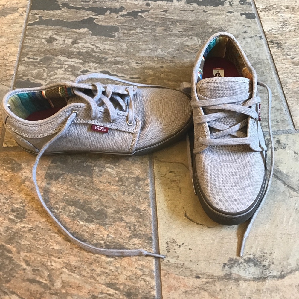 Brand new Van's skateboard shoe, gray canvas