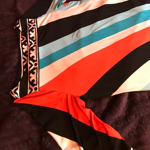 Maddison Striped Dress - Picture 3 of 4