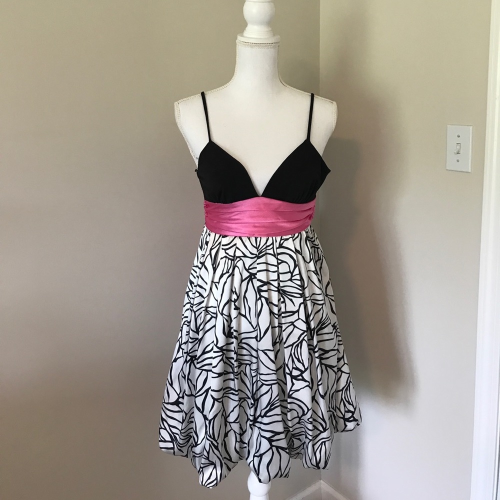 Black/white/hot pink Juniors spaghetti strap dress