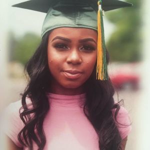 Meet your Posher, Victoria