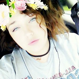 Meet your Posher, Gabrielle