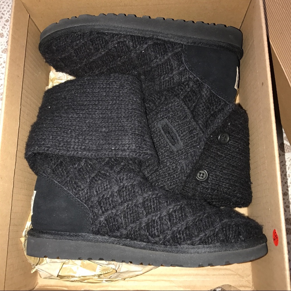 Lattice Cardy Uggs