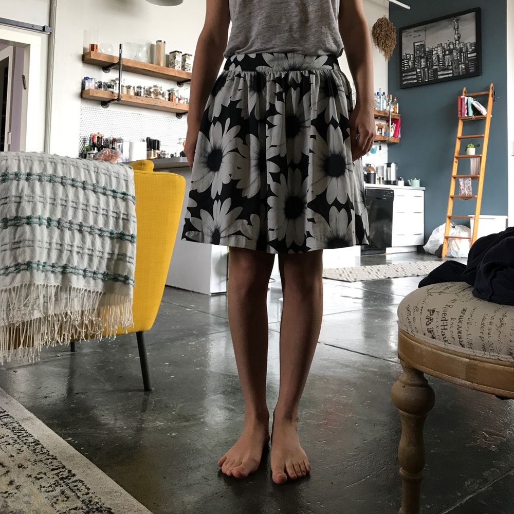 Castro floral skirt
