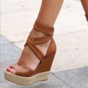 Meet your Posher, Sylvia