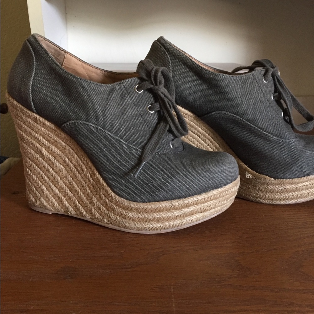 Olive lace up wedges