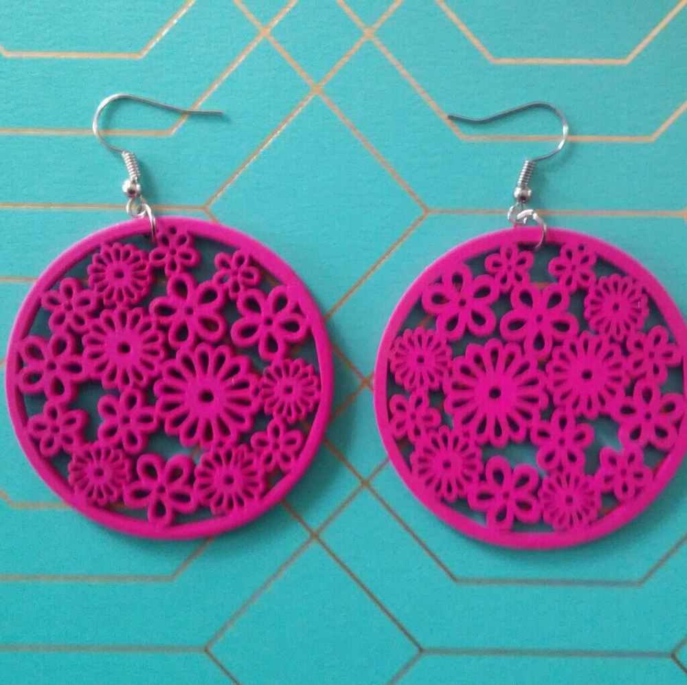 Circle and flower wood carved dangle earring